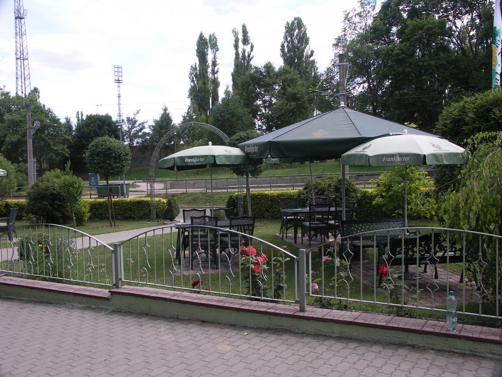 3 Sterne Hotel Frankfurt-Oder Zur Alten Oder Frankfurt  Екстер'єр фото
